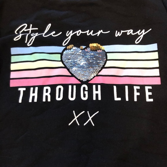 M&CO Girls Top Size 5-6 - Picture 3 of 4